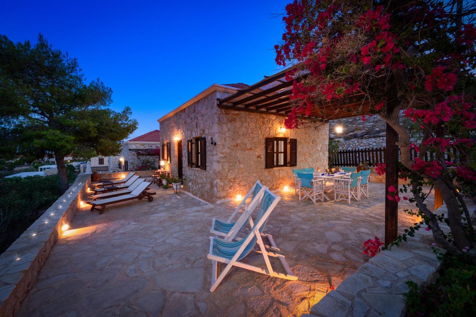Villa Ftenagia Chalki Town Exterior photo